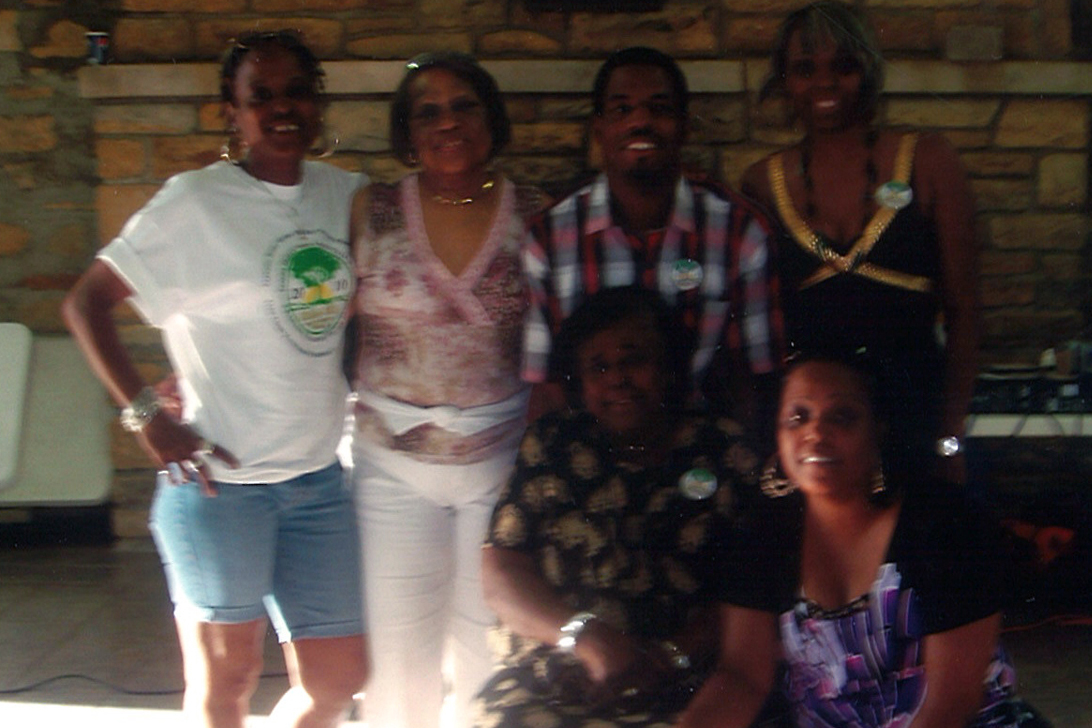 Christine with her sister, grand-son and daughters